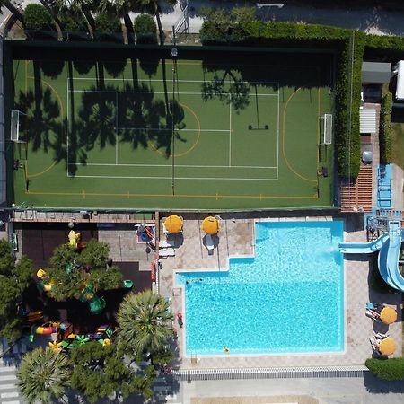 Camping Villaggio Calypso 쿠프라마리티마 외부 사진